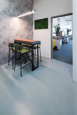 Kaučuková podlaha Artigo v prostorách Amazon ČR