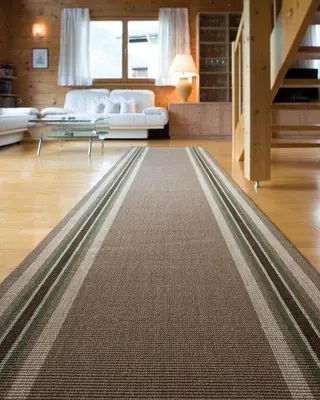 Wowen runners in various colors and lenghts