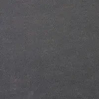 560