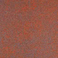 700