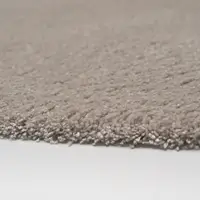 325100